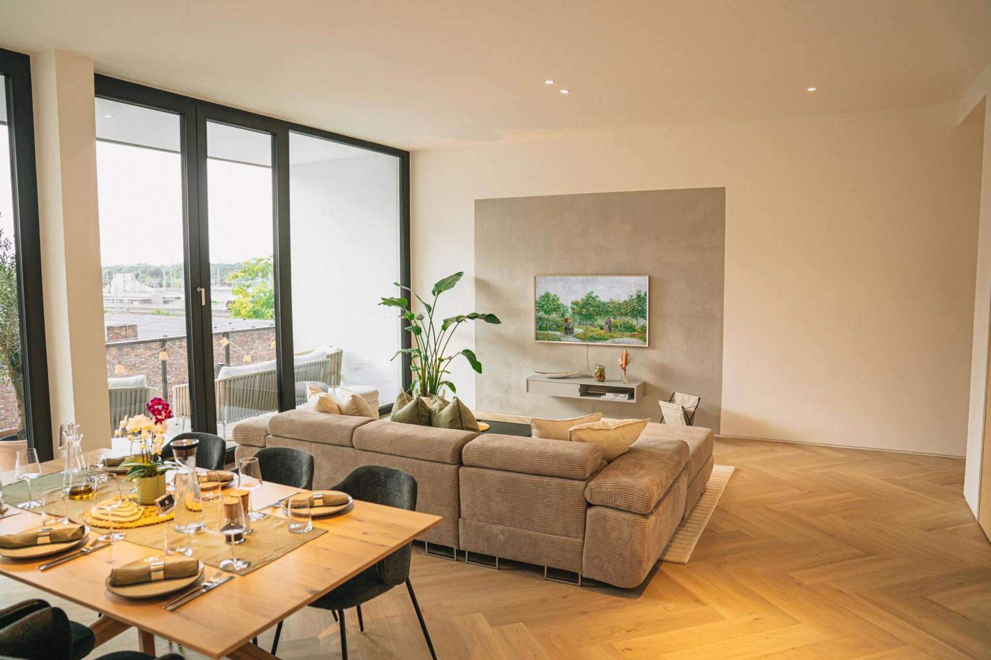 Rr - Penthouse - Luxe 105 Qm - Central - Wifi マクデブルク エクステリア 写真